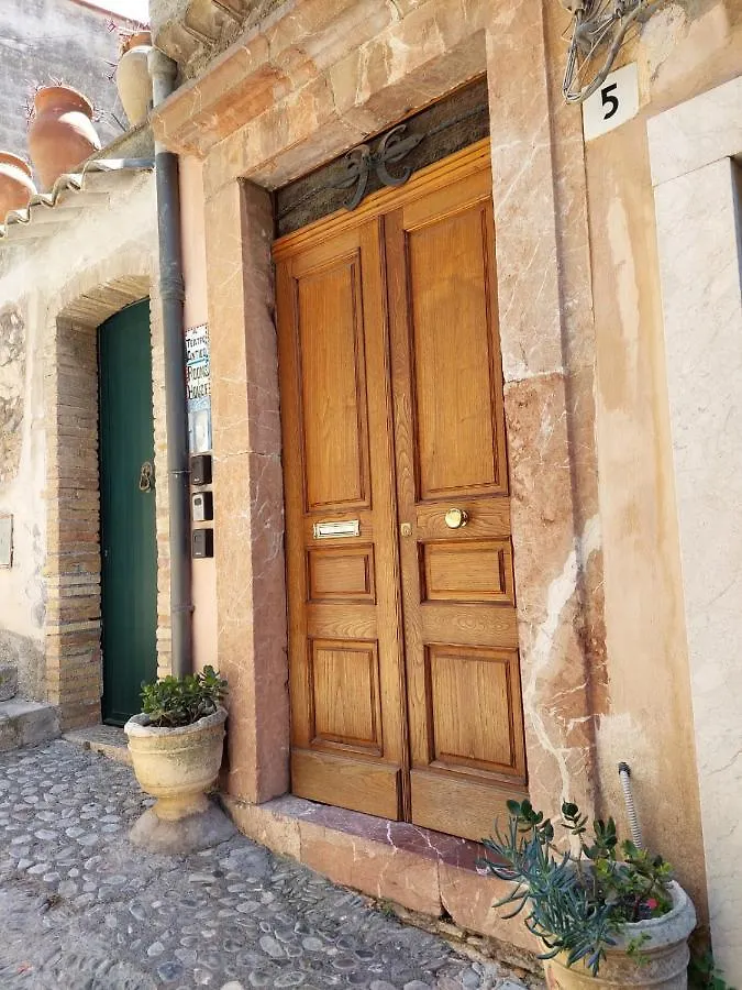Appartamento Al Teatro Antico Rooms&House Taormina