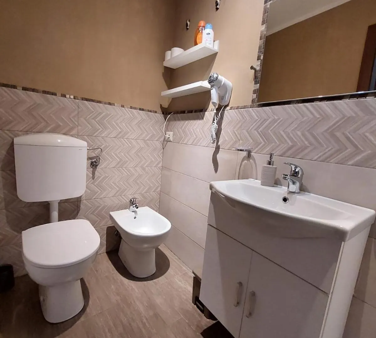 Al Teatro Antico Rooms & House تاورمينا شقة